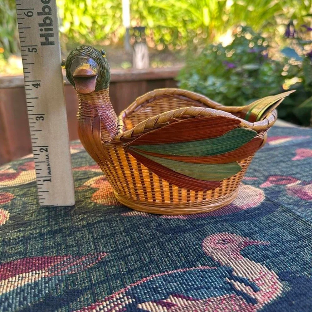 Vintage MCM Handwoven Shanghai/Shejiang Weave Duck Basket